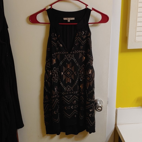 Tank top - Picture 1 of 2